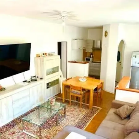 Apartamento House *
